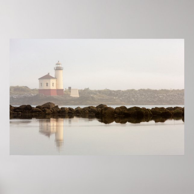 Pôster Farol do rio Coquille na névoa da manhã (Frente)