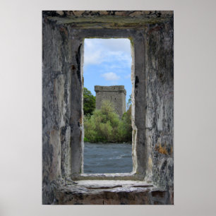 Poster Faux Stone Window armando um Castelo Escocês