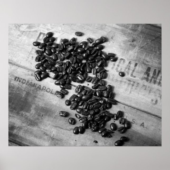 Poster Feijões de café preto e branco em uma taxa antiga  (Frente)