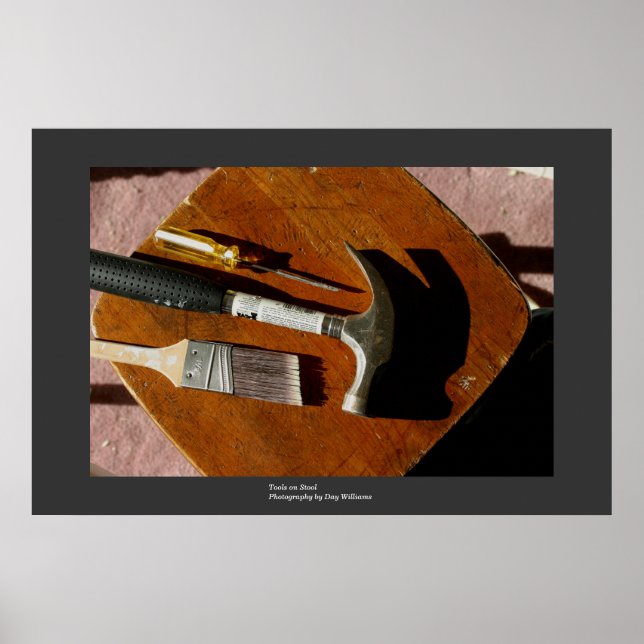 Pôster Ferramentas no Stool (Frente)