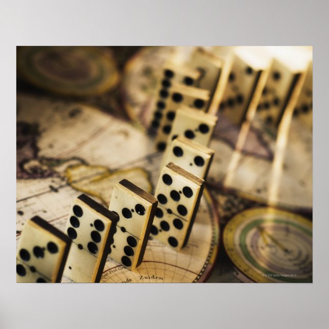 Poster Fila de dominó no antigo mapa mundial 2 (Frente)