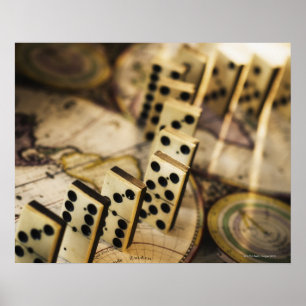 Poster Fileira dos dominós no mapa de Velho Mundo 2