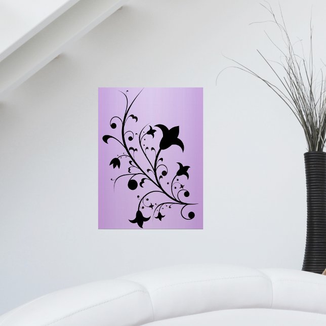 Pôster Flores de Abstrato de rolagem de silhueta preta pú (Black silhouette abstract flowers on dainty stem on pretty purple art wall poster.)