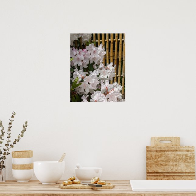Poster Flores de Rododendro Branco e Cerca de Bambu Flora (Cozinha)