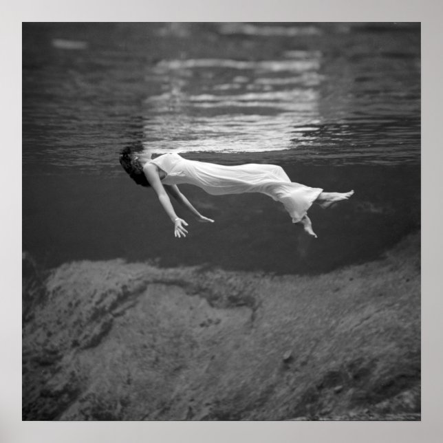 Pôster Flutuando Submerso, 1947. Foto Antiga (Frente)