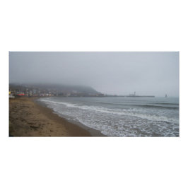 Pôster Foggy Morning on South Bay Beach, Scarborough