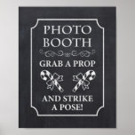 Poster Foto: Booth Christmas Chalkboard Sinal<br><div class="desc">FOTO BOOTH - GRAVE UM Sinal PROP & STRIKE (PROP & STRIKE) POSE (POSE) com um design de estilo de quadro preto e branco. Perfeito para sua festa de férias.</div>