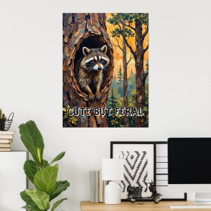 Poster Foto de Woodland: Raccoon no ninho de um pássaro