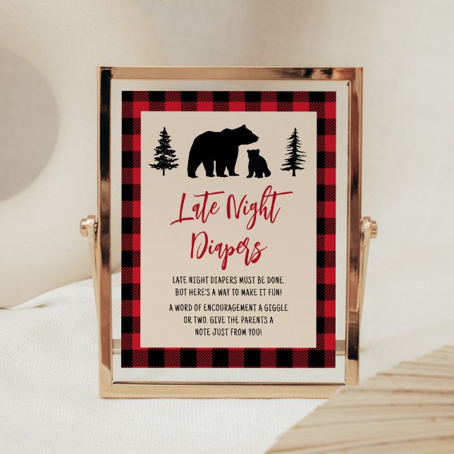 Poster Fraldas Noturnas Atrasadas Do Cubo Do Urso xadrez (Bear Cub Plaid Lumberjack Baby Shower Late Night Diapers Sign)