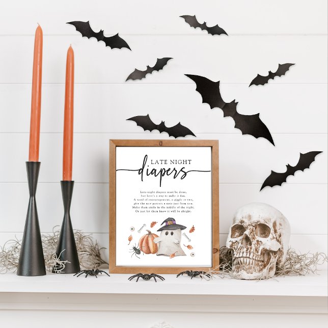 Poster Fraldas Noturnas de Halloween (Halloween Late Night Diapers Game Sign A Little Boo Is Almost Due Ghost Pumpkin Baby Shower)