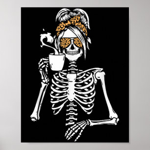 Poster Frouxo Esqueleto Com Cofre Bebendo Café Fantasia D