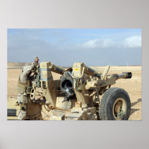 Pôster Fuzileiros dos EUA se preparam para disparar um ho