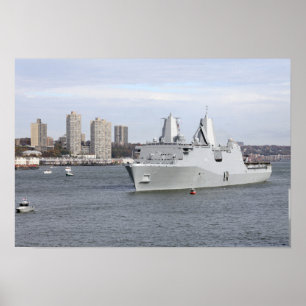 Pôster Fuzileiros e marinheiros trazem os trilhos