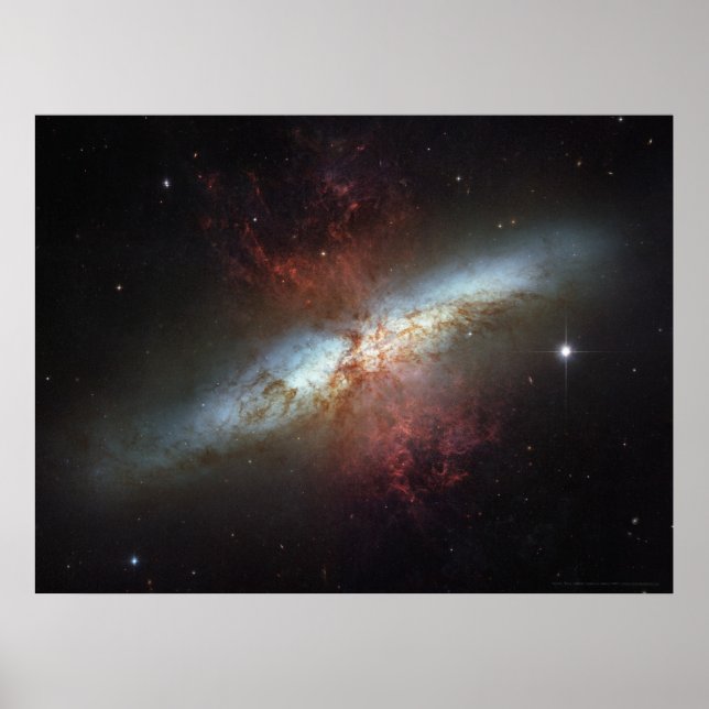 Poster Galáxia Starburst M82 24x18 (33x25) (Frente)