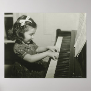 Poster Garota tocando piano