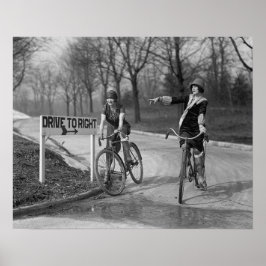 Poster Garotas Flapper Andando de Bicicletas, 1925. Foto