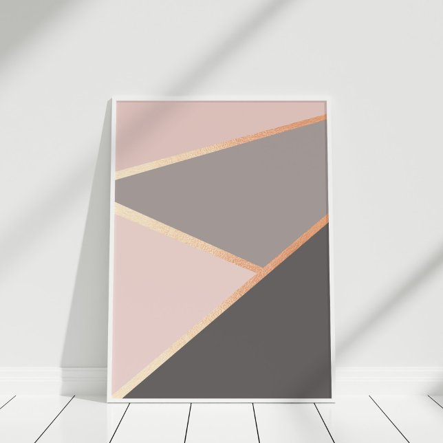 Poster geométrico Dourada rosa (Rose Gold Geometric Poster in a white frame on a white floor.)