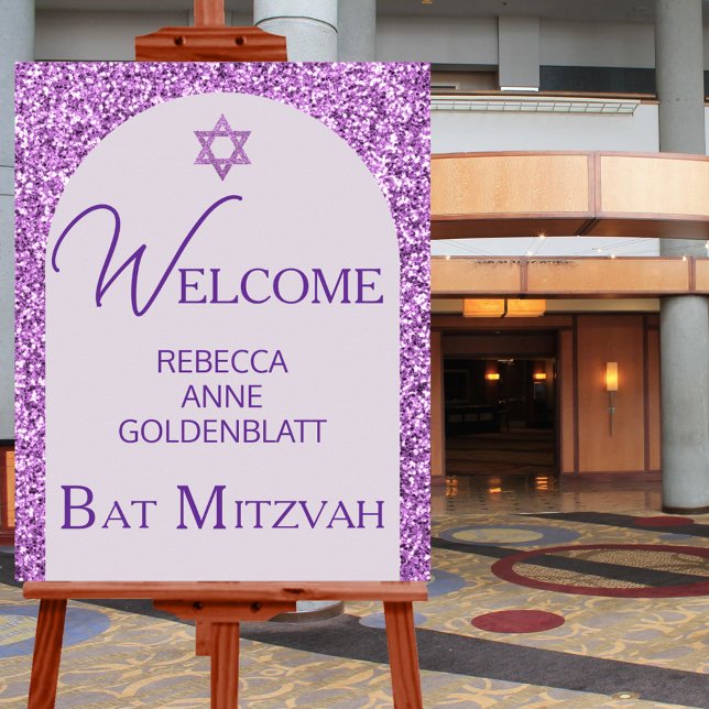 Poster Glam Purple Elegante Chic Bat Mitzvah Bem-Vindo (Welcome your Bat Mitzvah party guests with this purple faux glitter sign)