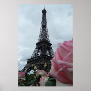 Poster Gorgeous Eiffel Tower with Pink Roses Paris