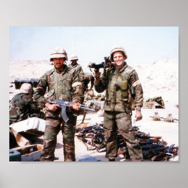 Pôster Guerra do Golfo - Cache de Armas (Frente)