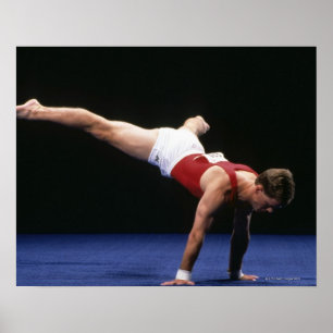 Pôster Gymnast masculino que peforming uma rotina no