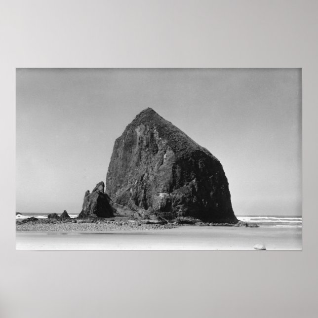 Pôster Haystack Rock em Cannon Beach, Oregon Photoshot (Frente)