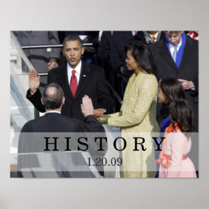 Poster HISTÓRICO: Presidente Obama Sugurrando Em Cerimô