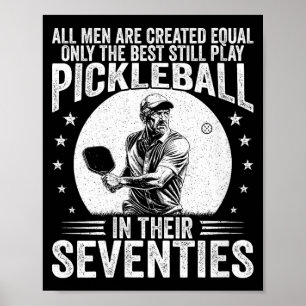 Poster Homens mulheres jogam pickle ball nos anos setenta