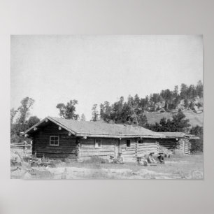 Poster Homens que sentam-se fora da cabana rústica de