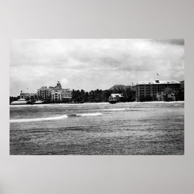 Pôster Honolulu, HA - Vista de Moana & Royal Hawaiian (Frente)