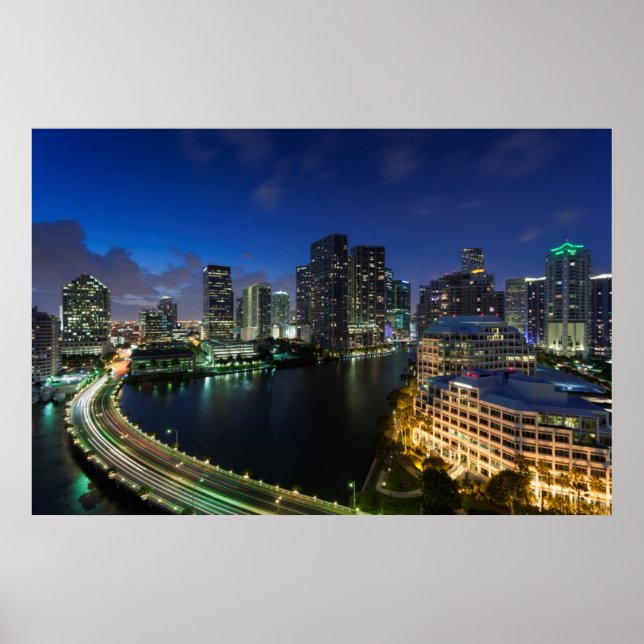 Pôster Horizonte urbano elevado a partir de Brickell Key (Frente)