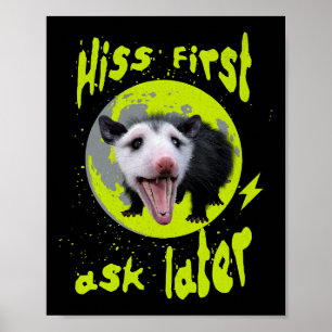 Poster Humor de Gambá Engraçado: Rosnar Primeiro, Pergunt