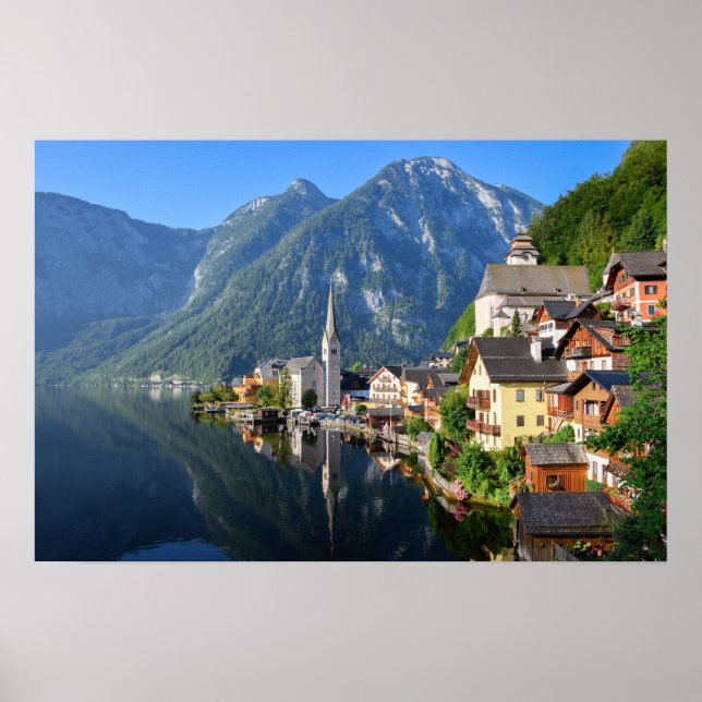 Poster Igreja e vila de Hallstatt, Áustria com Alpes (Frente)