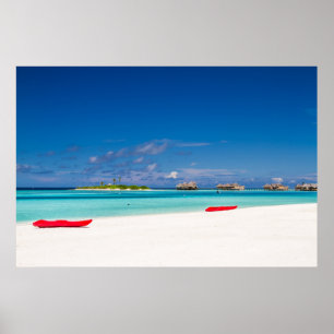 Pôster Ilha tropical com o Sandy Beach com palmeiras