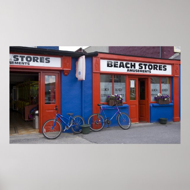 Poster Ireland, Strandhill. Storefronts with bicycles (Frente)