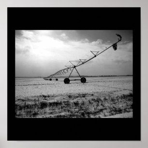 Poster Irrigação rural B&W da fazenda do inverno