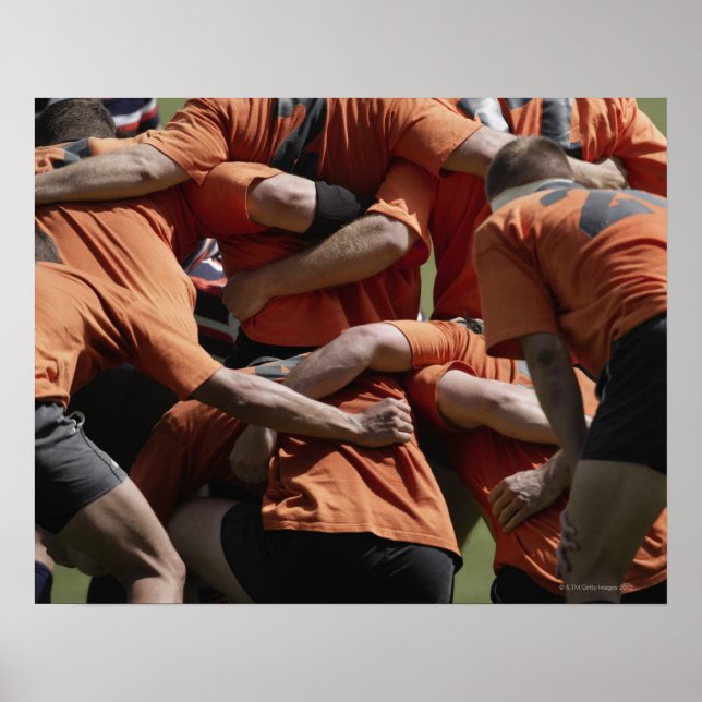 Poster Jogadores de rugby masculinos no scrum, na vista t (Frente)