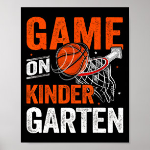 Poster Jogos Divertidos No Jardim De Infância Bysketbyll