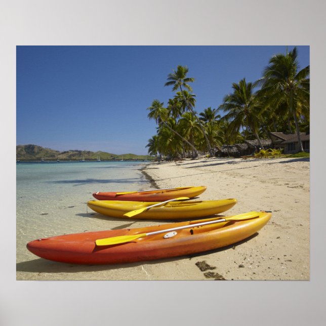 Pôster Kayaks on the beach, Plantation Island Resort (Frente)
