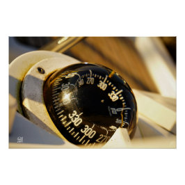 Pôster Kompas helpt navigeren en koer behouden. 