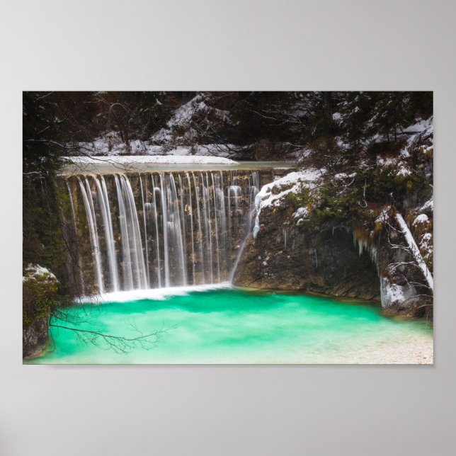 Poster Lago de água turquesa com atordoamento em cascata  (Frente)