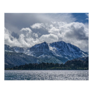 Pôster Lago June e Carson Peak com tempestade se aproxima