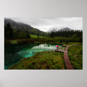 Poster Lago verde guarda-chuva vermelho