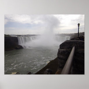 Poster lateral canadense da foto da cachoeira de