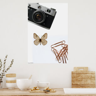 Poster Lente Vintage & Voo Dourado: Colagem Minimalista