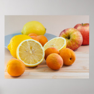 Poster Limão Com Damascos E Maçãs Fotografia De Alimentos