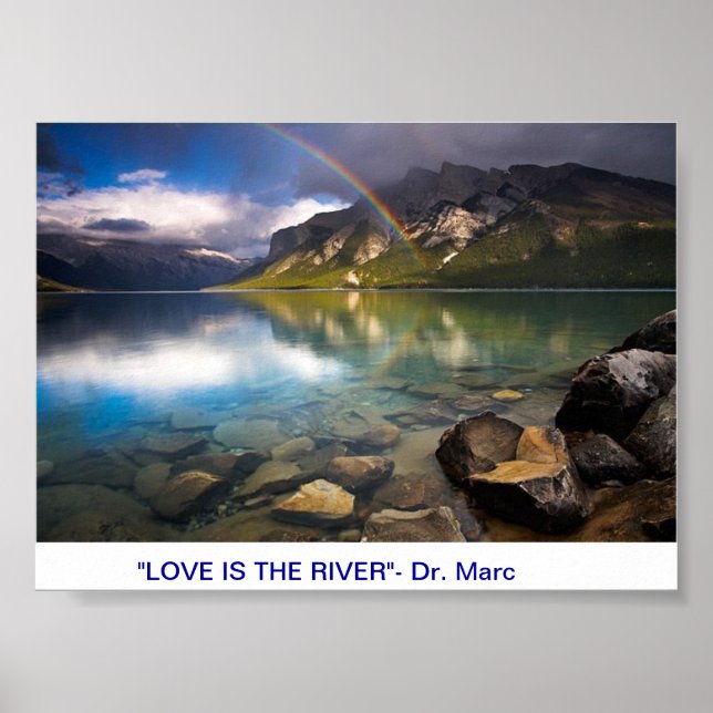 PÔSTER LOVE IS (Frente)