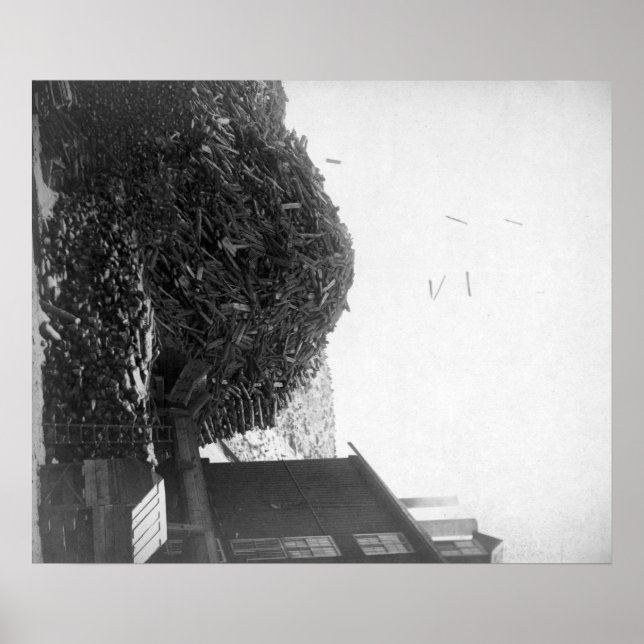 Pôster Lumber Pile fora da fotografia de De Smet Mill (Frente)