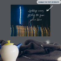 Luzes da cidade sobre fundo azul escuro