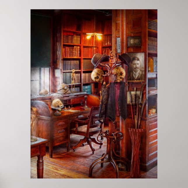 Pôster Macabro - No estudo dos Caçadores de Cabeças (Frente)